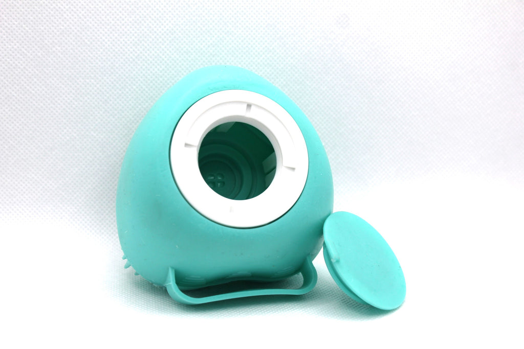 BrushPro Silicone Pet Bath Brush — Built-In Shampoo Dispenser | Dogs & Cats | Furry Home